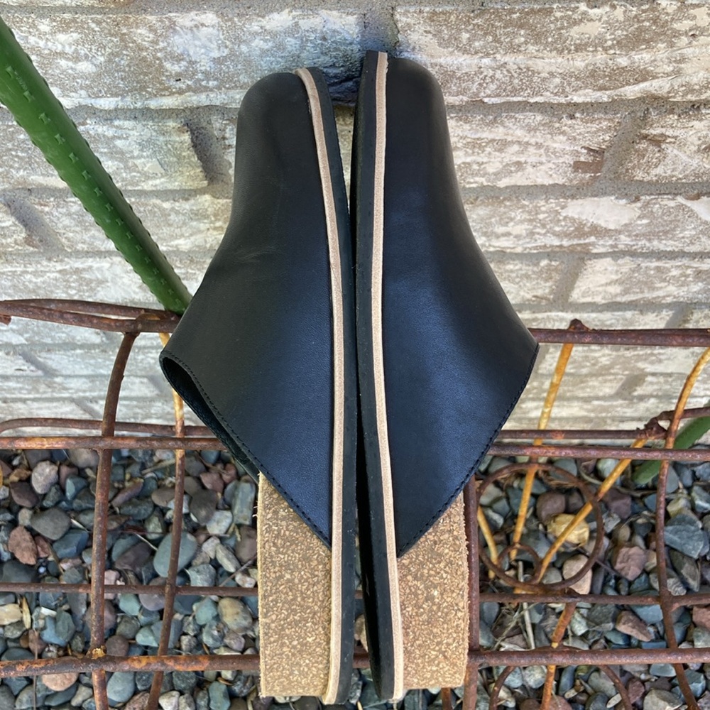 🐬 Eileen Fisher Bios Black Leather Mule 8.5 M - Picture 7 of 13